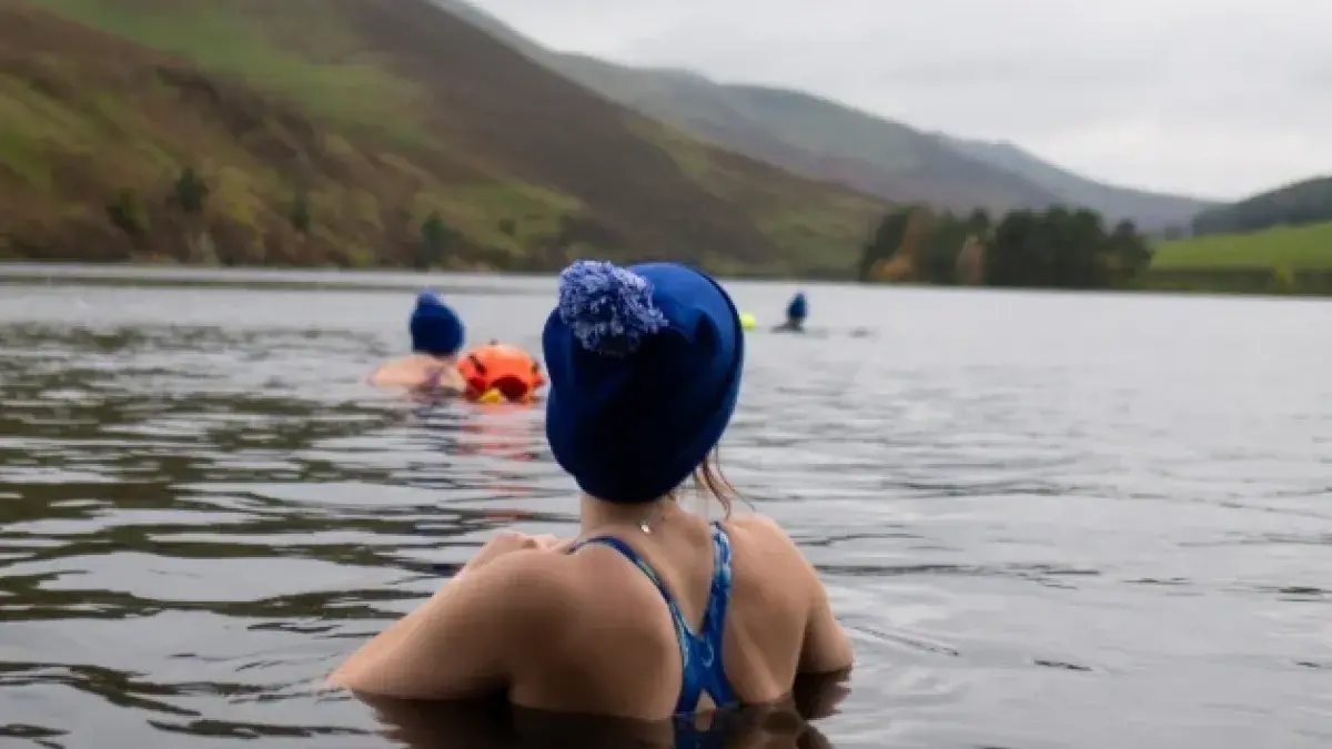 Holly Kerr wild swimming