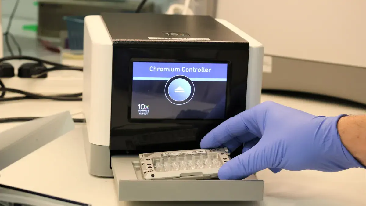10x Genomics Chromium Controller