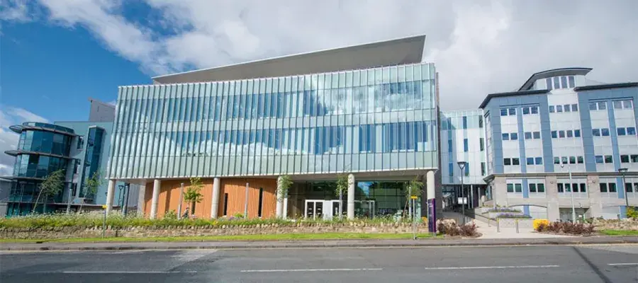 Institute of genetics and cancer