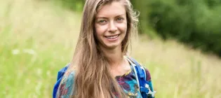 Amelia_Edmondson_Stait