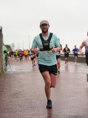 Kevin Carr running